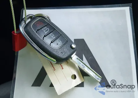 2017 Hyundai Santa Fe Sport 2.4L from USA, damaged, VIN 5XYZU3LBXHG428321